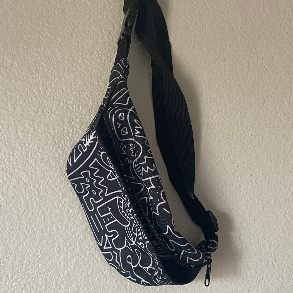 Black and White Patterned Women's Bag